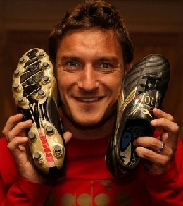 scarpini diadora totti