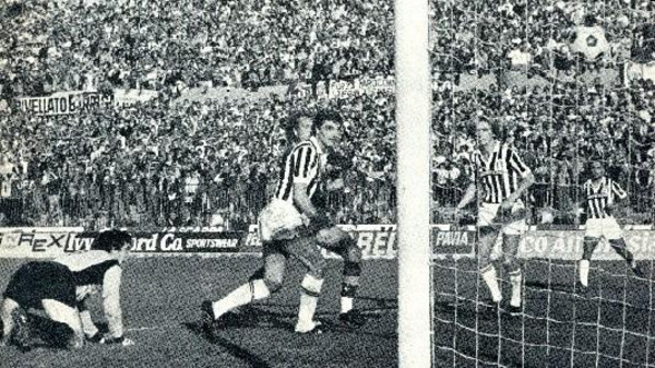 falcao-segna-vs-juventus-1981