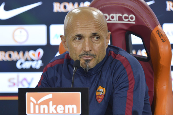 as-roma-press-conference-254
