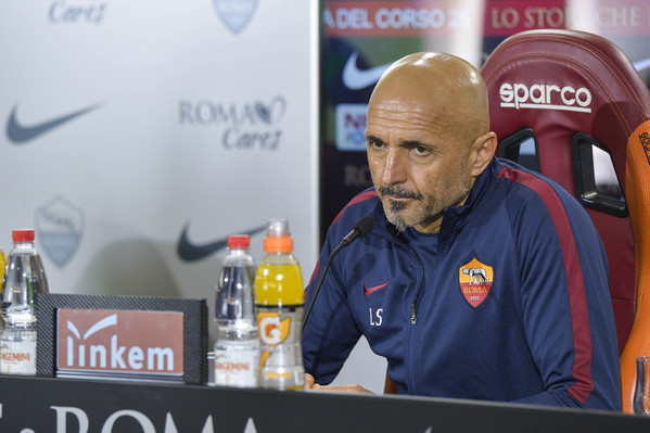 as-roma-press-conference-259