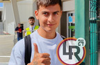 LIVE – Dybala sbarca a Faro con Tiago Pinto: “Sono molto felice”. Ora le visite mediche (FOTO e VIDEO)