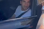 VIDEO – Inter, i tifosi nerazzurri caricano Mkhitaryan in vista della sfida contro la Roma: “Il gol dell’ex è d’obbligo”. L’armeno non risponde