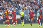 Torna Chiffi dopo le polemiche di Roma-Atalanta e l’espulsione a Mourinho: “Se il giocatore non cade non è mai rigore”. Con lui 4 vittorie e 4 sconfitte in 8 gare per i giallorossi