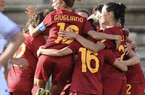 Calcio donne: la Roma vince e blinda la vetta