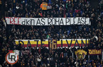 Roma-Lecce, striscione contro la proprietà: “Freedkin AS Roma please!” (FOTO)