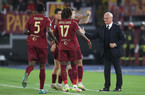 https://laroma24.it//wp-content/uploads/2025/05/SMALLTHUMB-GettyImages-2215761517.jpg ROMA-MILAN: le pagelle. RANIERI “Ranierismo” 7 – SVILAR “Faro” 7