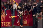 Roma-Milan, Svilar sotto la Sud al termine del match: il portiere si prende l’abbraccio dei tifosi (VIDEO)