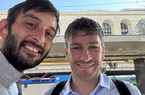 https://laroma24.it//wp-content/uploads/2025/05/SMALLTHUMB-ghisolfi-tifoso-termini.jpg Ranieri e Ghisolfi a Firenze: previsto un vertice con i Friedkin. Il ds ai tifosi: “Allenatore? Arriva presto…” (FOTO)