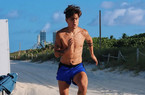 Instagram, Dybala a Miami: allenamento in spiaggia e incontro con Veron (FOTO)