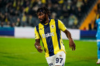 Caos Fenerbahce, Saint-Maximin rivela: “Volevano doparmi”. Il club annuncia azioni legali: “Ha tentato di danneggiare la nostra reputazione” (COMUNICATO e VIDEO)