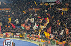 Roma-Bologna, la Curva Sud chiama a raccolta i tifosi: “Coloriamo l’Olimpico”