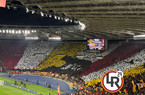 Roma-Bologna: Olimpico da brividi tra bandiere giallorosse e coreografia della Sud con la Lupa Capitolina (FOTO e VIDEO)