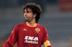 X, la Roma ricorda l’ultimo gol di Tommasi con la maglia giallorossa: “20 anni fa” (VIDEO)