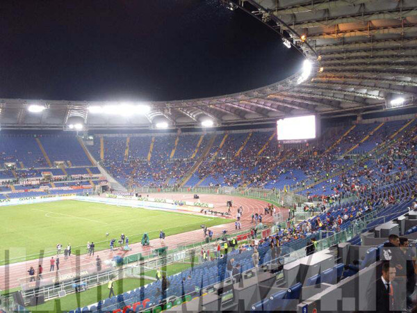 curva_sud_semivuota_roma_bologna