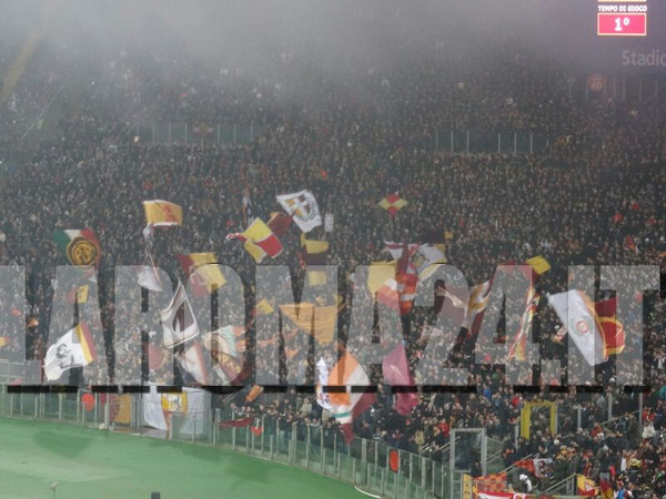 curva-sud-roma-napoli-5-2-14