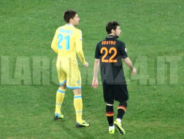 destro-fernandez-spalle-napoli-roma-coppa-italia-120214