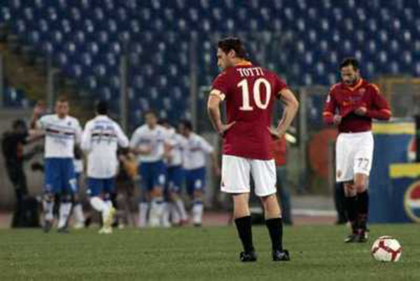 totti-vs-sampdoria-2011