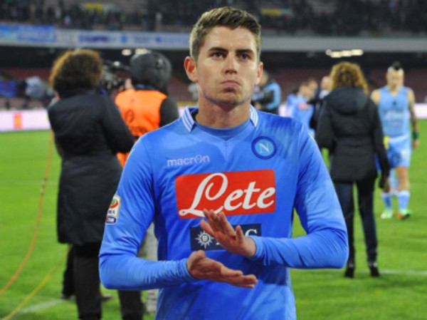 jorginho-applaude-napoli-mezza-figura-2014