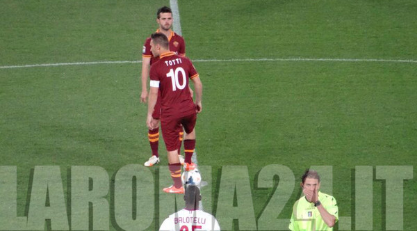 totti-pjanic-calcio-inizio-roma-milan