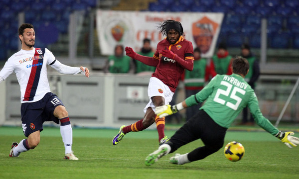 roma-cagliari-0-0-gervinho-tira-in-porta