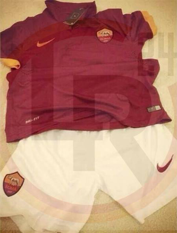 nuova-maglia-roma