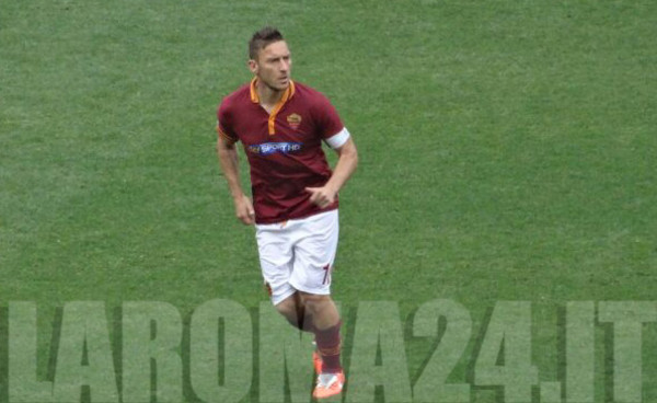 totti-tutta-figura-piccola