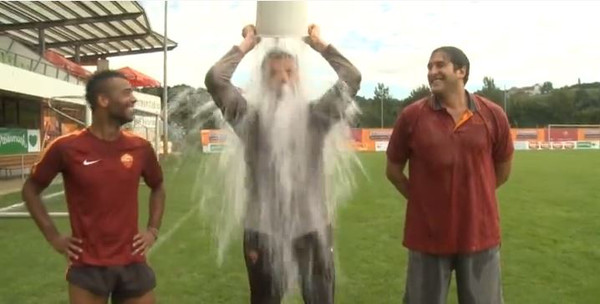 alsicebucketchallenge-zanzi-de-sanctis-cole