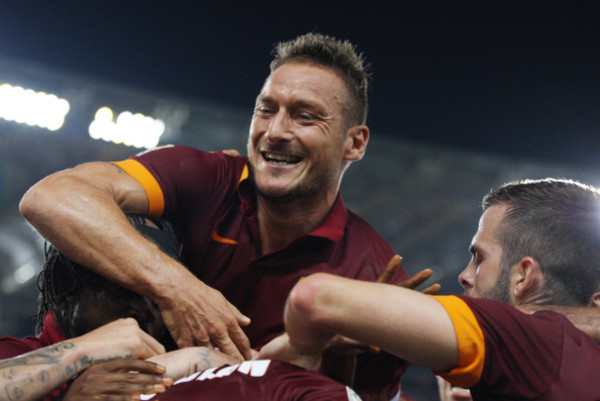 as-roma-v-acf-fiorentina-serie-a-12