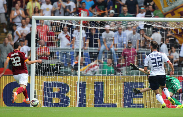 as-roma-v-cagliari-calcio-serie-a-2