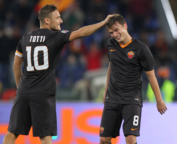 as-roma-v-torino-fc-serie-a-13