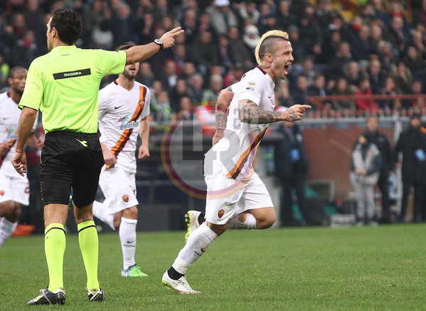 nainggolan-esultanza-banti-genoa-roma-141214-mancini