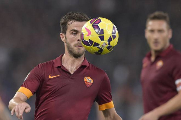 pjanic-pp-pallone