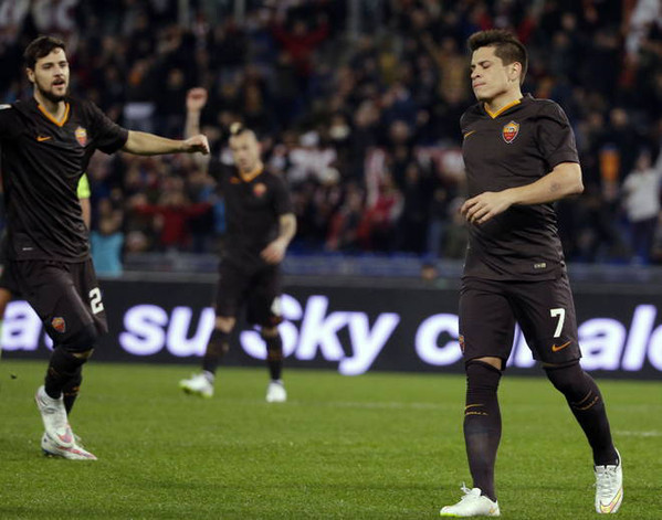 iturbe-muso-lungo-dopo-gol-roma-empoli