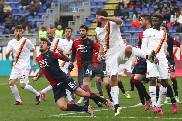 verde-azione-area-cagliari-roma-080215-mancini