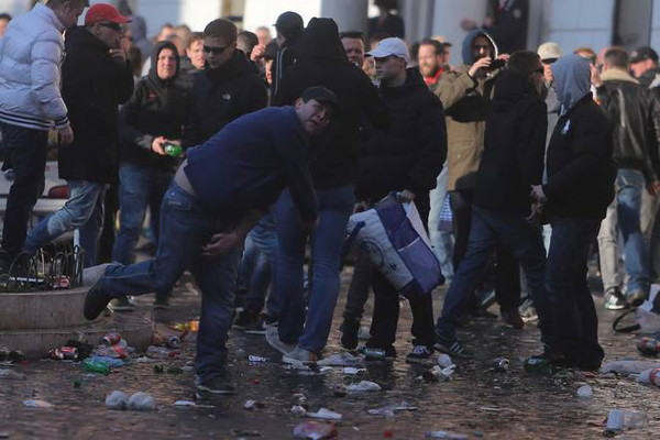 tifosi-olandesi-piazza-di-spagna-3-roma-feyenoord-19-02-2015