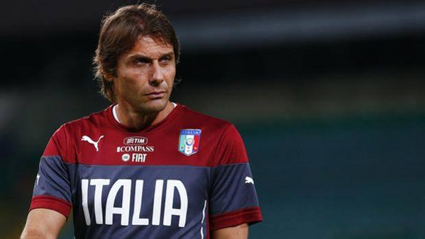 conte-nazionale-maglia-allenam