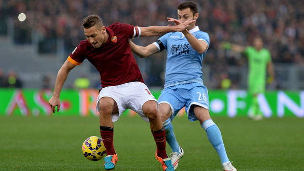 francesco-totti-stefan-radu-roma-lazio_3bq0fgwjhlyu1gs8d9jwhtdl4