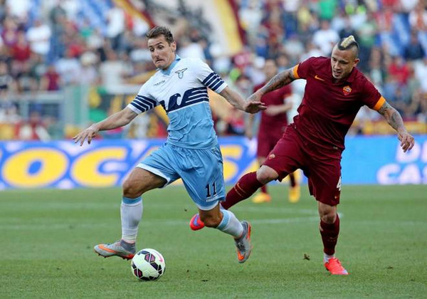 nainggolan-klose-derby