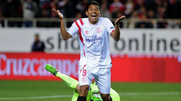 01022015-sevilla-de-carlos-bacca-recibira-la-visita-del-espanyol-en-un-duelo-que-tiene-tintes-de-revancha-por-la-mas-reciente-eliminacion-en-copa-del-rey_1tgooqw34dpb91d3qfafgriwnt