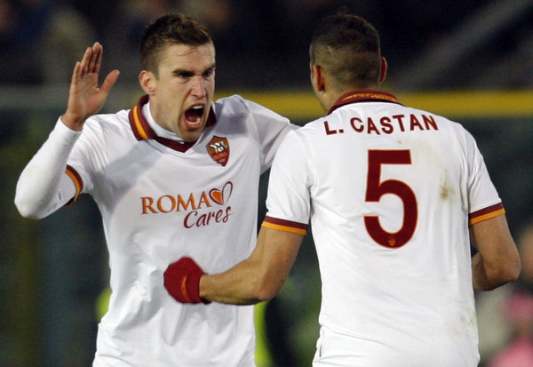 castan-strootman-esultano