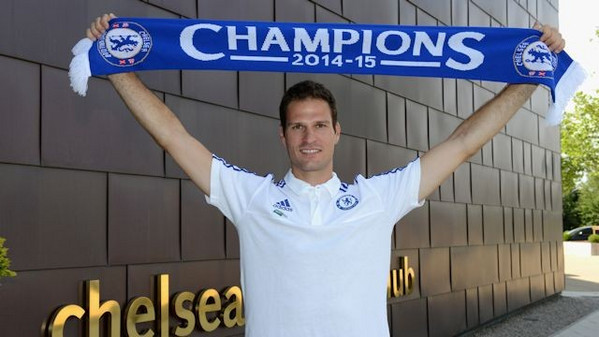 begovic-transfer-completed-img