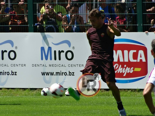 ritiro-roma-totti-calcia-10-7-15