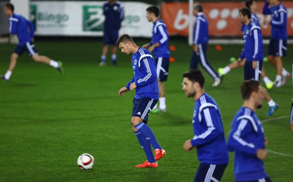 dzeko-allenamento-bosnia-4