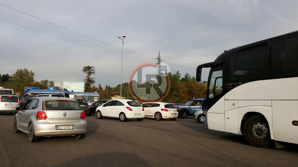 firenze-polizia-scorta-tifosi