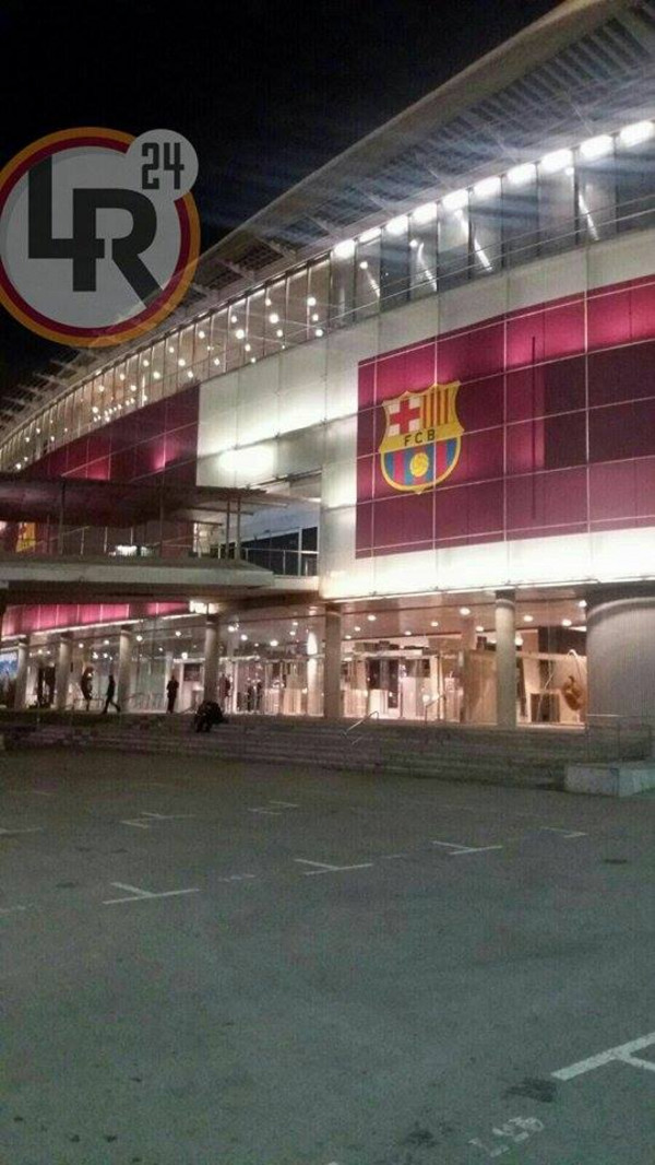 camp-nou-lr24-2