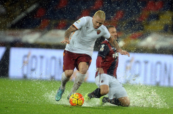 bologna-fc-v-as-roma-serie-a-6