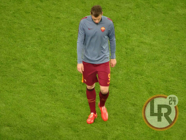 juve-roma-dzeko-riscaldamento-lr24