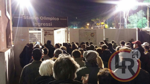 file-ingresso-roma-real