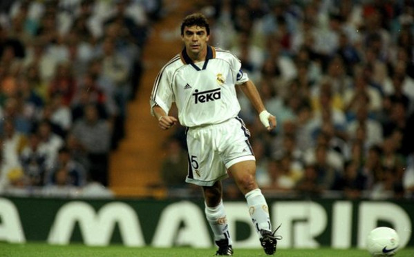 real-madrid-v-barcelona-manuel-sanchis-of-real-madrid