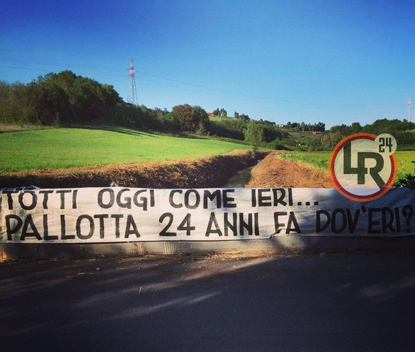 striscione-trigoria-totti-pallotta-lr24